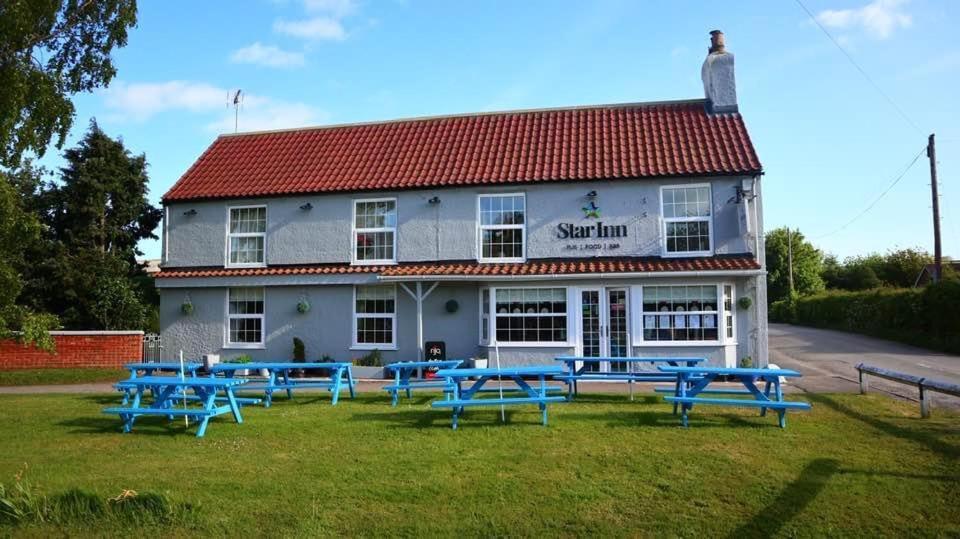 The Star Inn Weaverthorpe Eksteriør bilde